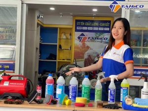 nuoc-rua-xe-khong-cham-tai-tp-hcm