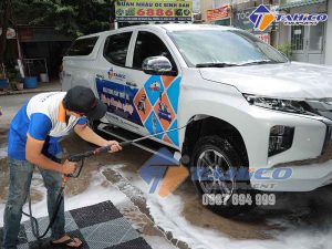 tuyen-dung-nhan-su-rua-xe-4