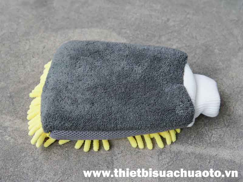 bao-tay-rua-xe-nhung-soi-microfiber-mau-vang-1120003y-maxshine-3