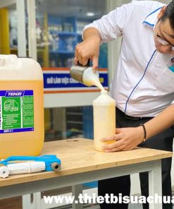 dung-dich-khong-cham-chuyen-rua-xe-tai-tenzi-truck-clean-1-lit-2