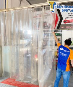rem-vach-nhua-pvc-cho-phong-rua-o-to-xe-may-3