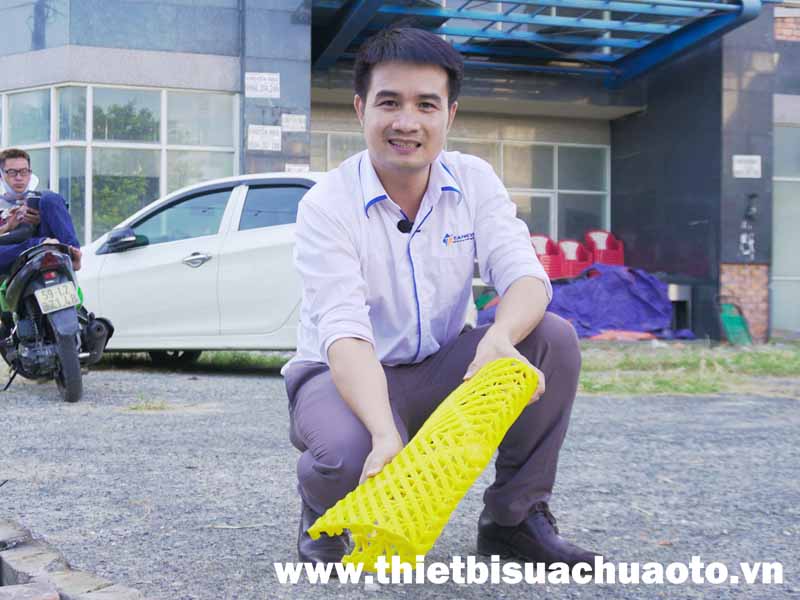 tam-lot-san-cho-tiem-rua-va-cham-soc-o-to-xe-may-chuyen-nghiep-5