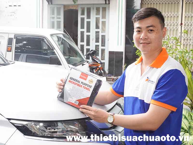 khan-lau-xe-o-to-chuyen-dung-microfiber-soi-nho-1104040b-maxshine-3